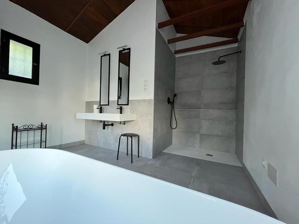 Fuencaliente, Entorno Natural, Chimenea, Piscina Villa Canete la Real